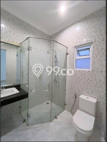 Jual Rumah Mewah Megah Dengan View Eksklusif di Lebak Bulus, Jakarta Selatan Jual Rumah Mewah Megah Dengan View Eksklusif di Lebak Bulus, Jakarta Selatan