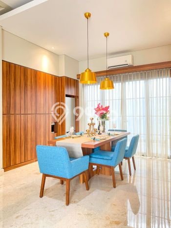 Ready to Use! Luxury House LT 150m2 Desain Modern di Pondok Indah Ready to Use! Luxury House LT 150m2 Desain Modern di Pondok Indah