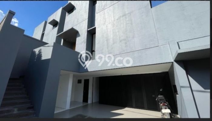 Hunian Mewah LB 440m2 Siap Huni Desain Elegan di Kemang, Jakarta Selatan Hunian Mewah LB 440m2 Siap Huni Desain Elegan di Kemang, Jakarta Selatan
