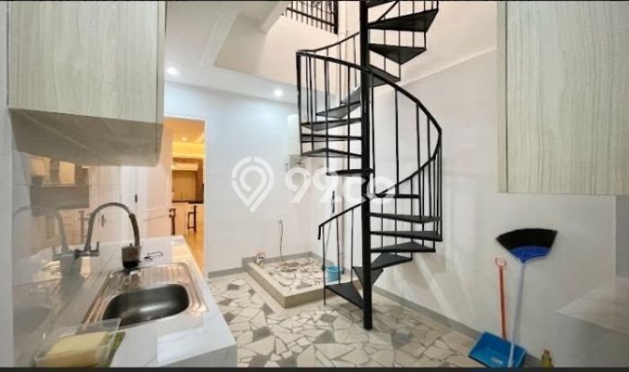 FEATURED! Rumah di Kemang, 5 KT, Lokasi Strategis, LT 550m² Bangunan 500m² FEATURED! Rumah di Kemang, 5 KT, Lokasi Strategis, LT 550m² Bangunan 500m²