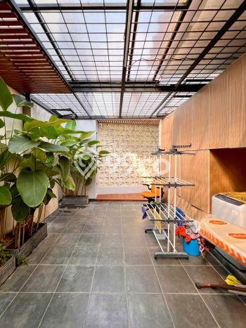 Dijual Rumah Mewah Megah Dengan View Eksklusif di Cipete, Jakarta Selatan Dijual Rumah Mewah Megah Dengan View Eksklusif di Cipete, Jakarta Selatan