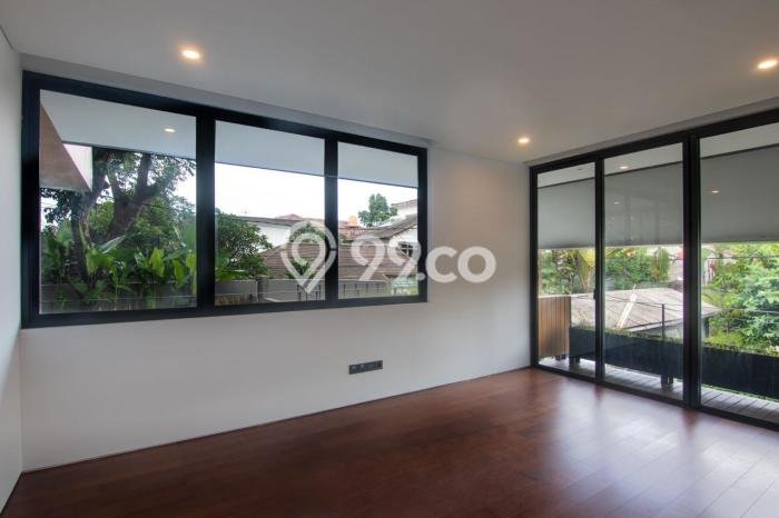 For Sale! Luxury House LT 224m2 Desain Elegan di Kemang For Sale! Luxury House LT 224m2 Desain Elegan di Kemang