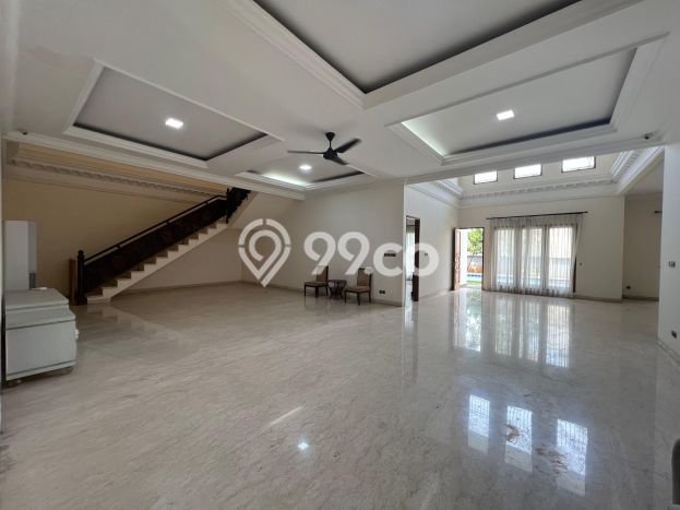 For Sale! Luxury House LT 634m2 Desain Modern di Pejaten For Sale! Luxury House LT 634m2 Desain Modern di Pejaten