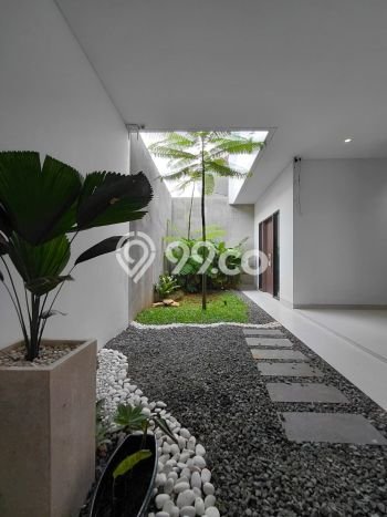 Jual Rumah Mewah Megah Dengan View Cantik di Kemang, Jakarta Selatan Jual Rumah Mewah Megah Dengan View Cantik di Kemang, Jakarta Selatan