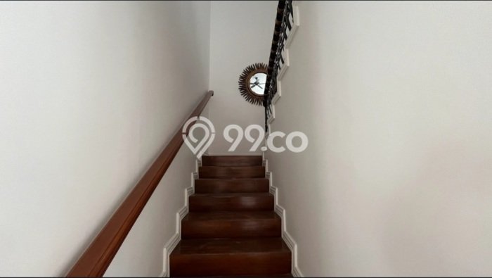 Disewakan Rumah Murah di Pondok Indah Jakarta Selatan Punya 4 Kamar Tidur Disewakan Rumah Murah di Pondok Indah Jakarta Selatan Punya 4 Kamar Tidur