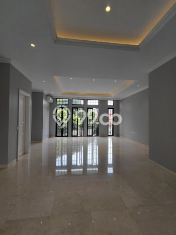 Rumah Elit LB 359m2 Siap Pakai Desain Elegan di Ampera, Jakarta Selatan Rumah Elit LB 359m2 Siap Pakai Desain Elegan di Ampera, Jakarta Selatan