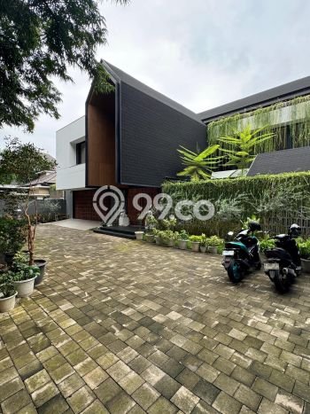 Rumah Eksklusif Dijual LT 700m2 di Kebayoran Baru, Jakarta Selatan Rumah Eksklusif Dijual LT 700m2 di Kebayoran Baru, Jakarta Selatan