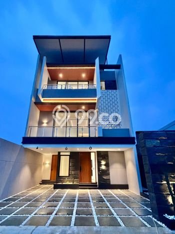 Rumah Elit LB 310m2 Siap Pakai Desain Elegan di Kemang, Jakarta Selatan Rumah Elit LB 310m2 Siap Pakai Desain Elegan di Kemang, Jakarta Selatan