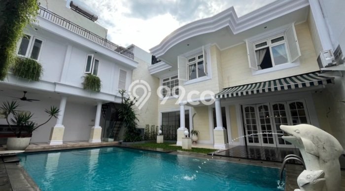 Disewakan Rumah Murah di Pondok Indah Jakarta Selatan Punya 4 Kamar Tidur Disewakan Rumah Murah di Pondok Indah Jakarta Selatan Punya 4 Kamar Tidur