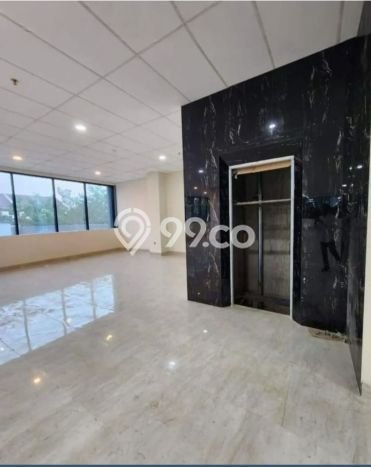 Kantor Strategis di , Luas 2750m2m², Jalan Utama, Berkembang Kantor Strategis di , Luas 2750m2m², Jalan Utama, Berkembang