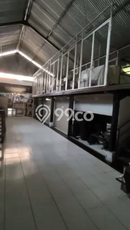 LOKASI PREMIUM! Gudang di Kerobokan Kelod, Luas 1900m², Jalan Utama LOKASI PREMIUM! Gudang di Kerobokan Kelod, Luas 1900m², Jalan Utama