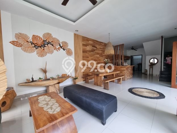 DIJUAL! Vila Kawasan , Area 345m2m², Akses Mudah Pusat Kota DIJUAL! Vila Kawasan , Area 345m2m², Akses Mudah Pusat Kota