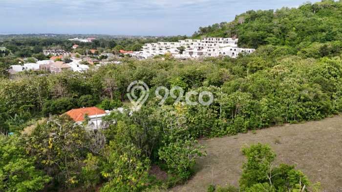Dijual Tanah Lokasi Strategis Kawasan Pecatu, Luas 34290m2m², Area Asri Dijual Tanah Lokasi Strategis Kawasan Pecatu, Luas 34290m2m², Area Asri