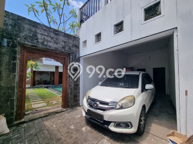 DIJUAL! Vila Kawasan , Area 345m2m², Akses Mudah Pusat Kota DIJUAL! Vila Kawasan , Area 345m2m², Akses Mudah Pusat Kota