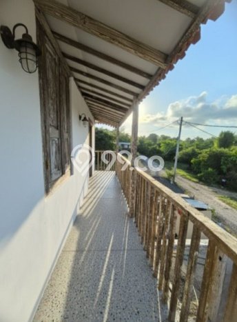 Vila Kawasan , Area 200m2m², Dekat ke Pusat Kota Vila Kawasan , Area 200m2m², Dekat ke Pusat Kota