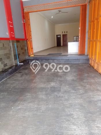 AREA KOMERSIAL! Ruko Kawasan Kramat Jati, Luas 295m2m², Lokasi Strategis AREA KOMERSIAL! Ruko Kawasan Kramat Jati, Luas 295m2m², Lokasi Strategis