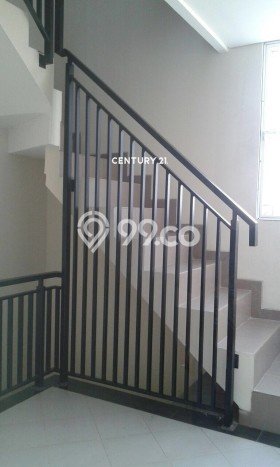 Disewakan Cepat Rumah Kondisi Baik di Area Lippo Cikarang, Cikarang Disewakan Cepat Rumah Kondisi Baik di Area Lippo Cikarang, Cikarang