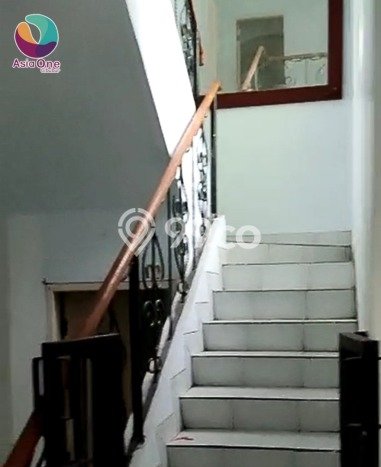 Disewakan! Rumah 3 Kamar Tidur &
2 Kamar Mandi di Cibubur, Jakarta Timur Disewakan! Rumah 3 Kamar Tidur &
2 Kamar Mandi di Cibubur, Jakarta Timur