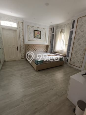 Rumah Elit Modern Siap Huni di Cibubur Jakarta Timur Rumah Elit Modern Siap Huni di Cibubur Jakarta Timur