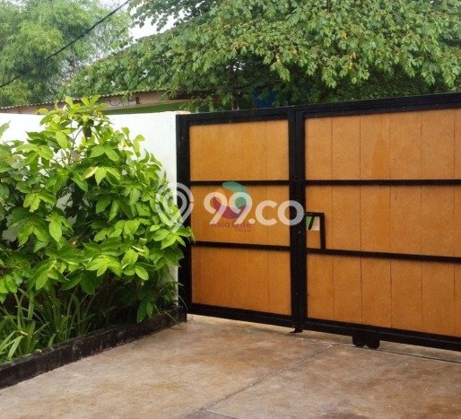 Dijual Rumah Eksklusif 3 KT di Taman Mini, Jakarta Timur Dijual Rumah Eksklusif 3 KT di Taman Mini, Jakarta Timur