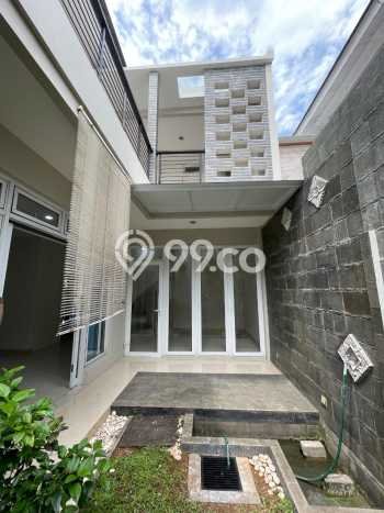 Dijual Rumah Luas Megah Dengan View Eksklusif di Cibubur, Bogor Dijual Rumah Luas Megah Dengan View Eksklusif di Cibubur, Bogor