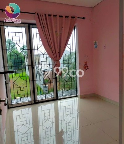 Rumah sewa siap pakai 5 Kamar Tidur di Cibubur, Jakarta Timur Rumah sewa siap pakai 5 Kamar Tidur di Cibubur, Jakarta Timur