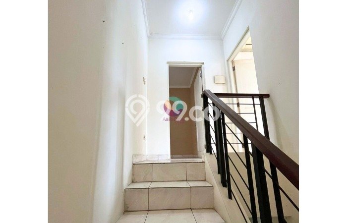 Jarang Ada! Rumah Sewa 4 Kamar Nyaman Siap Huni Cibubur Jarang Ada! Rumah Sewa 4 Kamar Nyaman Siap Huni Cibubur