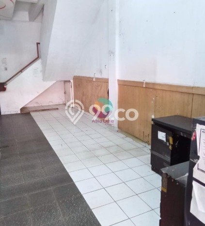 Disewakan Ruko di Pusat Kota Jakarta Timur Ramai Strategis Disewakan Ruko di Pusat Kota Jakarta Timur Ramai Strategis