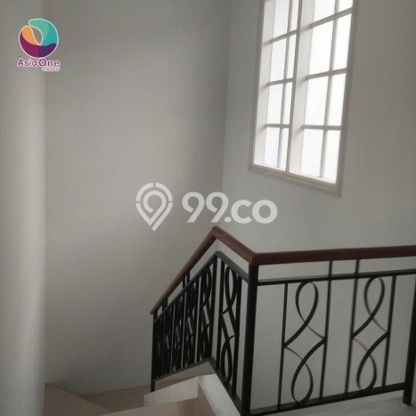 Rumah Luas Asri 4 KT Siap Huni di Cibubur Jakarta Timur Rumah Luas Asri 4 KT Siap Huni di Cibubur Jakarta Timur