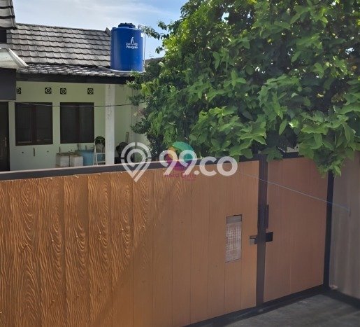Dijual Rumah Eksklusif 3 KT di Taman Mini, Jakarta Timur Dijual Rumah Eksklusif 3 KT di Taman Mini, Jakarta Timur