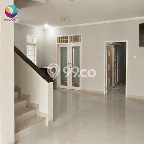 Rumah kawasan Cibubur, Akses ke Fasilitas, 5 KT, LT 180m2m² LB 250m2m² Rumah kawasan Cibubur, Akses ke Fasilitas, 5 KT, LT 180m2m² LB 250m2m²