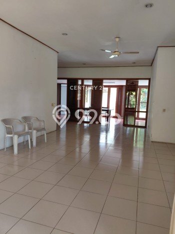 Sewa Rumah Murah di Ciumbuleuit Bandung Punya 4 Kamar Tidur Sewa Rumah Murah di Ciumbuleuit Bandung Punya 4 Kamar Tidur