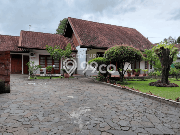 Sewa Rumah Murah di Ciumbuleuit Bandung Punya 4 Kamar Tidur Sewa Rumah Murah di Ciumbuleuit Bandung Punya 4 Kamar Tidur