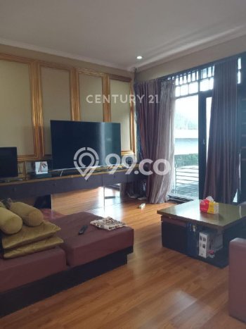 Dijual Rumah Luas Megah Dengan View Cantik di Setra Sari, Bandung Dijual Rumah Luas Megah Dengan View Cantik di Setra Sari, Bandung