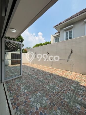 Jual Rumah Luas Elegan Dengan View Cantik di Gading Serpong, Tangerang Jual Rumah Luas Elegan Dengan View Cantik di Gading Serpong, Tangerang