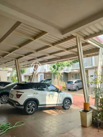 Rumah Elit Modern Tanpa Renovasi di Gading Serpong Tangerang Rumah Elit Modern Tanpa Renovasi di Gading Serpong Tangerang