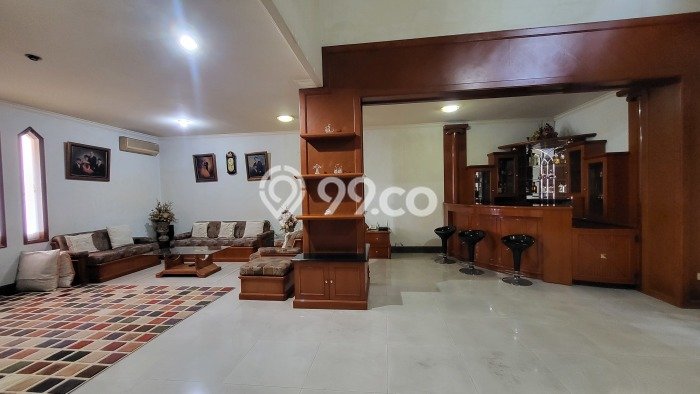 Rumah Elit Modern Tanpa Renovasi di Kopo Permai Bandung Rumah Elit Modern Tanpa Renovasi di Kopo Permai Bandung