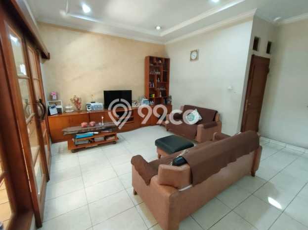 Rumah Eksklusif Siap Huni LT 240m2 di Batununggal, Bandung Rumah Eksklusif Siap Huni LT 240m2 di Batununggal, Bandung