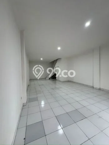 Ruko Dijual di Bandung LT 60m2 & LB 120m2 Lokasi Terbaik! Ruko Dijual di Bandung LT 60m2 & LB 120m2 Lokasi Terbaik!