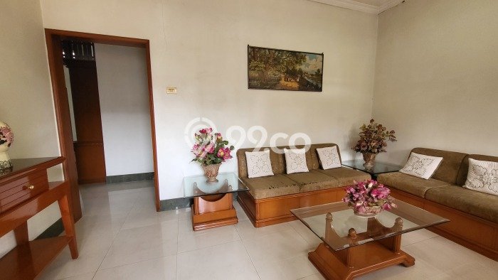 Rumah Elit Modern Tanpa Renovasi di Kopo Permai Bandung Rumah Elit Modern Tanpa Renovasi di Kopo Permai Bandung