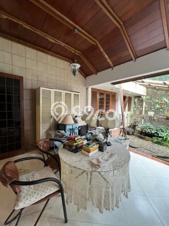 Jual Rumah Mewah Megah Dengan View Cantik di Kemang, Jakarta Selatan Jual Rumah Mewah Megah Dengan View Cantik di Kemang, Jakarta Selatan