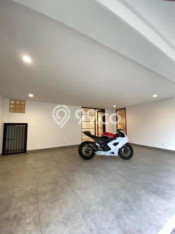 Dijual Hunian Mewah dengan Fasilitas Sekitar Komplit di Kebayoran Baru, Jakarta Selatan Dijual Hunian Mewah dengan Fasilitas Sekitar Komplit di Kebayoran Baru, Jakarta Selatan