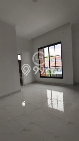 Rumah Luas Asri 4 KT Siap Huni di harapan indah Bekasi Rumah Luas Asri 4 KT Siap Huni di harapan indah Bekasi