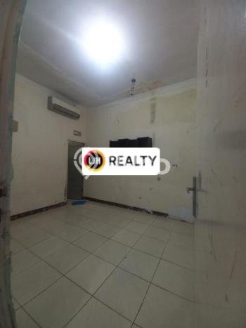 Rumah Lokasi Strategis area Harapan Indah, Bekasi, LT 113m² Bangunan 113m² Rumah Lokasi Strategis area Harapan Indah, Bekasi, LT 113m² Bangunan 113m²