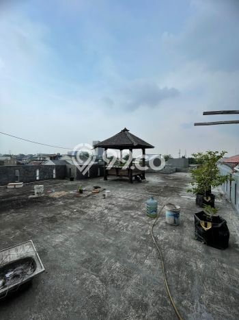 Jual Rumah Mewah Megah Dengan View Eksklusif di Utan Kayu, Jakarta Timur Jual Rumah Mewah Megah Dengan View Eksklusif di Utan Kayu, Jakarta Timur