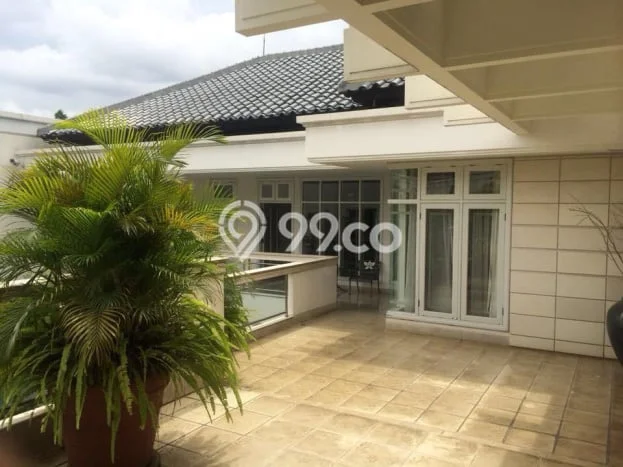 Dijual Rumah Premium dengan Fasilitas Sekitar Komplit di Cinere, Depok Dijual Rumah Premium dengan Fasilitas Sekitar Komplit di Cinere, Depok