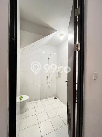 Rumah Minimalis 5 KT di Semanan Jakarta Barat Semi Furnished Rumah Minimalis 5 KT di Semanan Jakarta Barat Semi Furnished