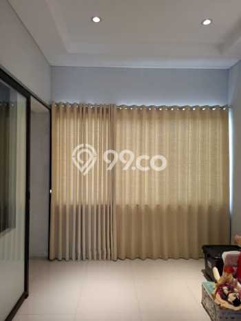 For Sale Rumah 3 Kamar Lokasi Strategis Bagus dan Strategis di Karang Tengah For Sale Rumah 3 Kamar Lokasi Strategis Bagus dan Strategis di Karang Tengah