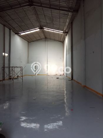 AREA KOMERSIAL! Gudang Disewakan Kawasan Kalideres, Luas 300m², Akses Strategis AREA KOMERSIAL! Gudang Disewakan Kawasan Kalideres, Luas 300m², Akses Strategis