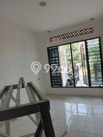 For Sale Hunian Rumah Terawat 4 KT di Bojong Indah, Jakarta Barat For Sale Hunian Rumah Terawat 4 KT di Bojong Indah, Jakarta Barat